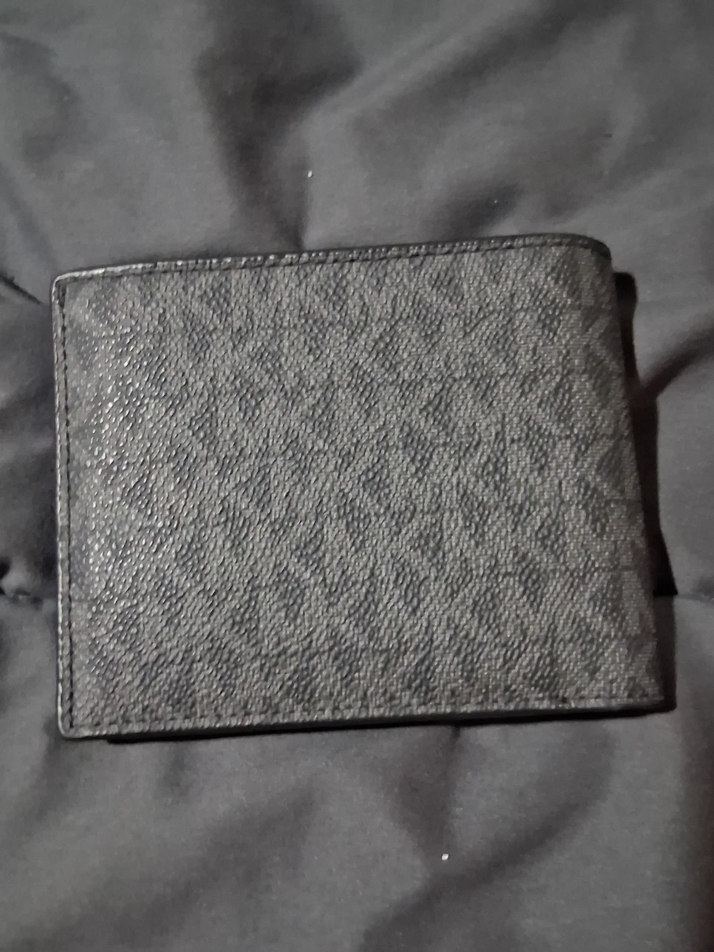 Michael Kors Men’s Black Wallet with White and Green Center Stripe